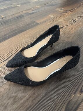 Jewel Badgley Mischka
Women's Frenchie Kitten Heel Evening Pumps black